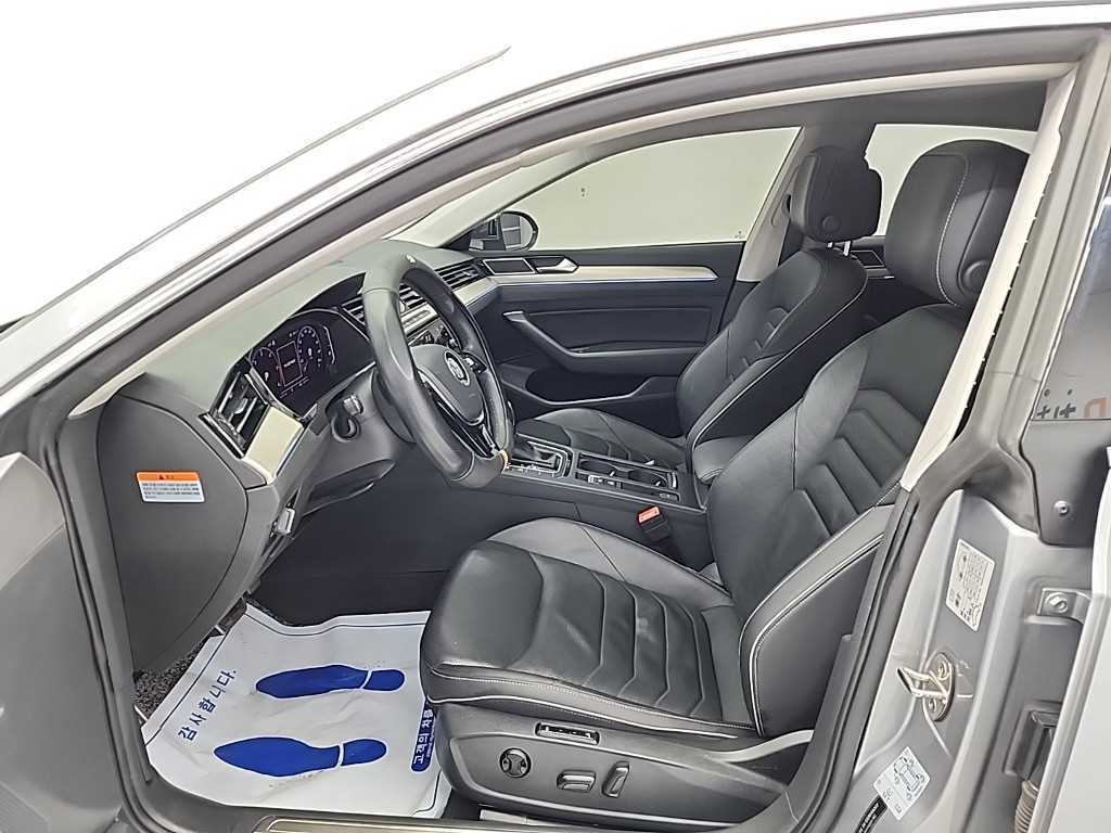 Volkswagen Arteon - Vista 11