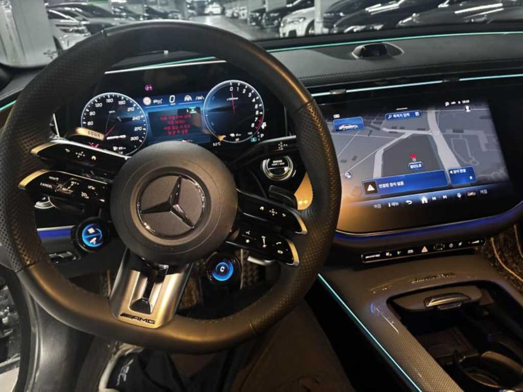 Mercedes Benz E class - Vista 10