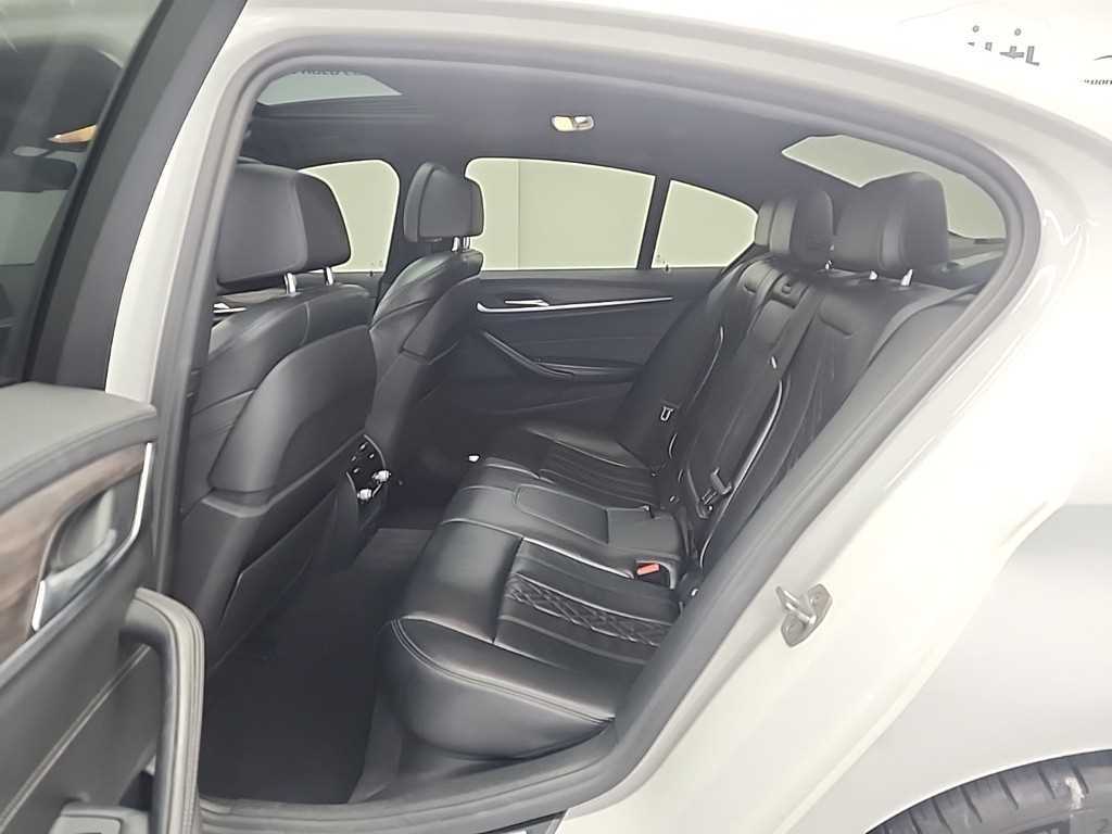 BMW 5 Series - Vista 12