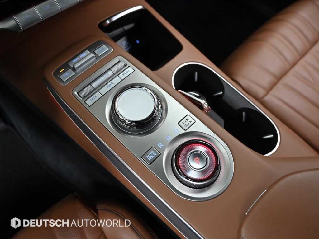 Genesis GV70 - Vista 9