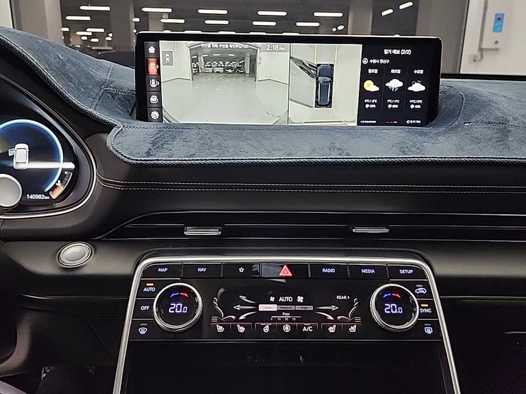 Genesis GV80 - Vista 10