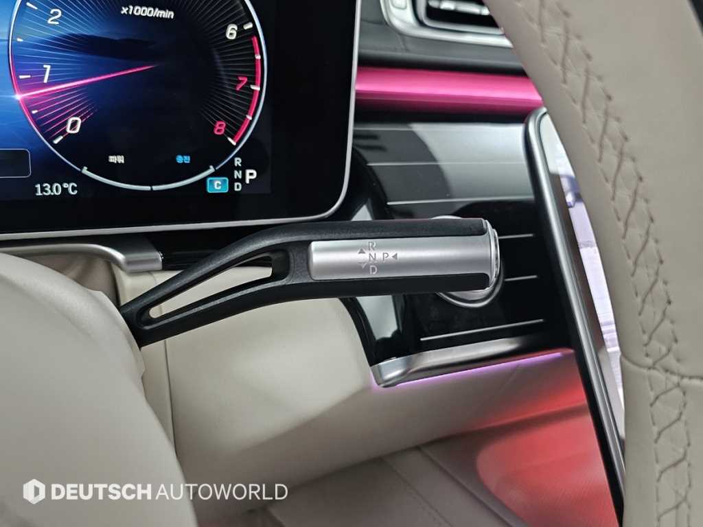 Mercedes Benz S Class - Vista 9