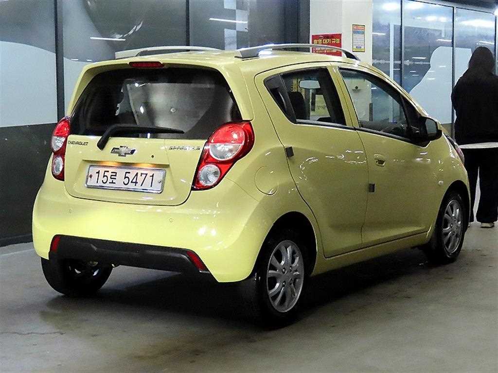 Chevrolet Spark - Vista 4