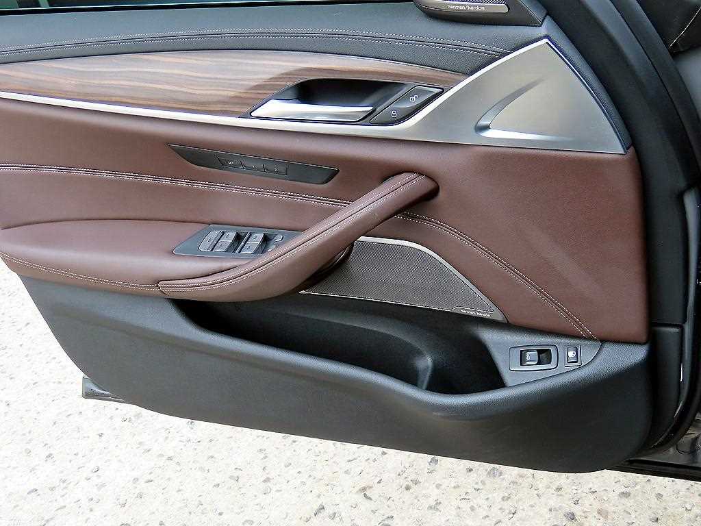 BMW 5 Series - Vista 12