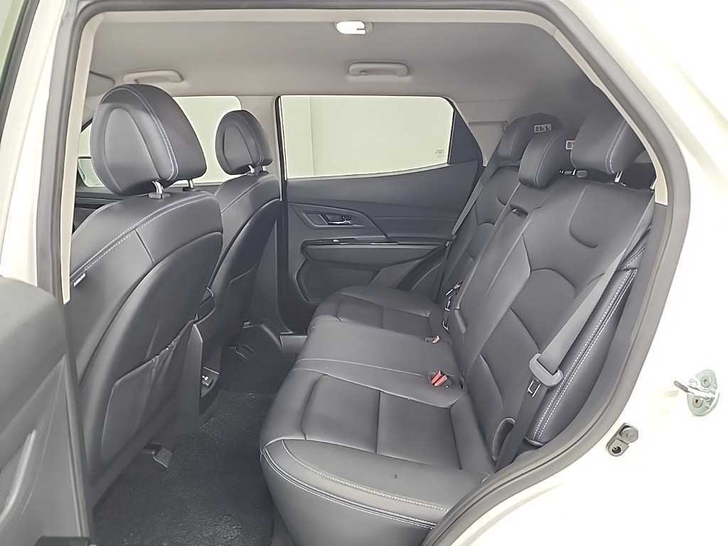 Ssangyong Korando - Vista 12