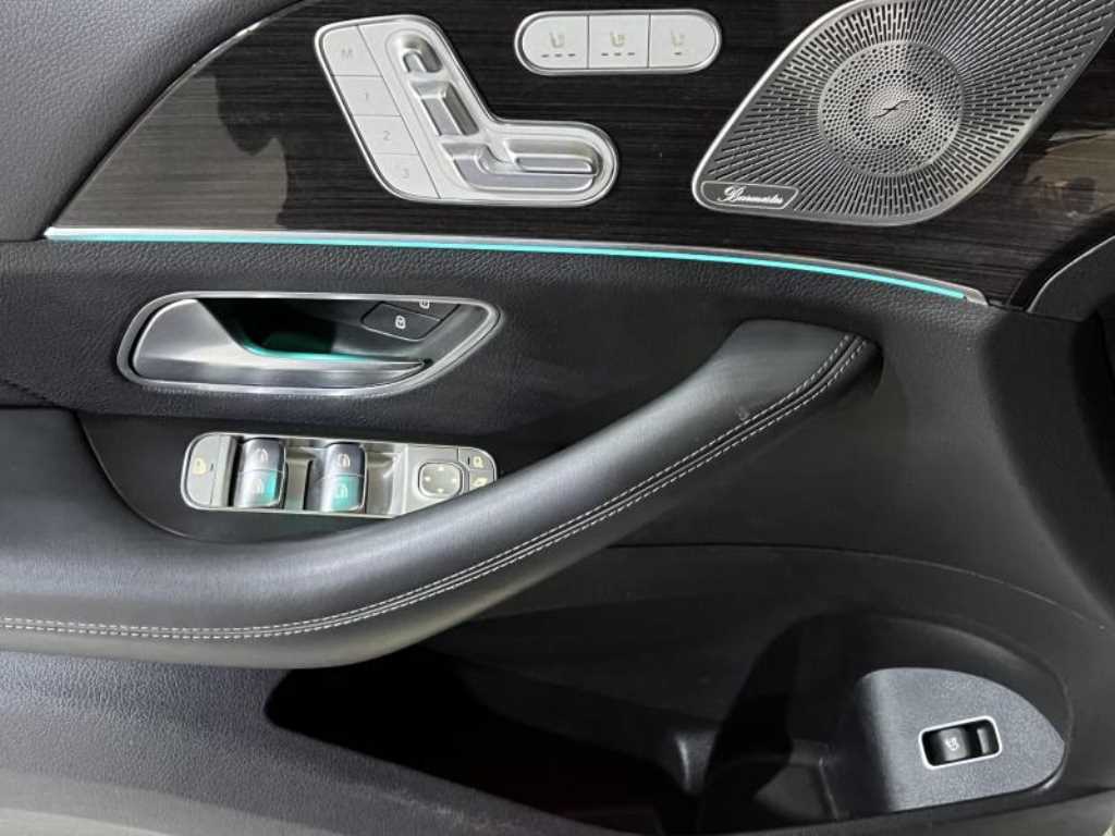 Mercedes Benz GLE Class - Vista 10