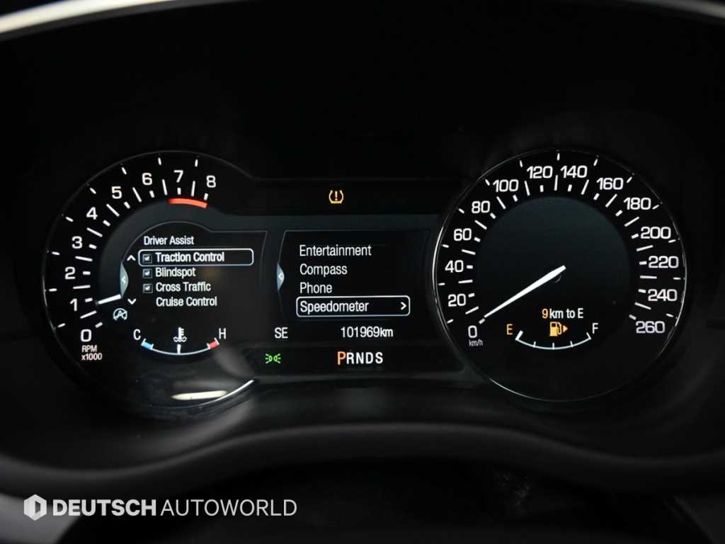 Lincoln MKC - Vista 8