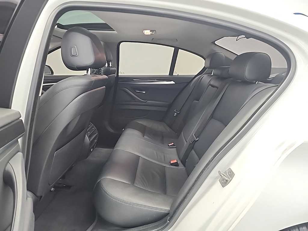 BMW 5 Series - Vista 12