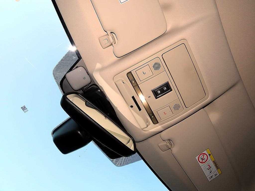 Land Rover Discovery Sports 2018 Blanco - Importación desde Corea - HF Imports Iquique - Foto 14