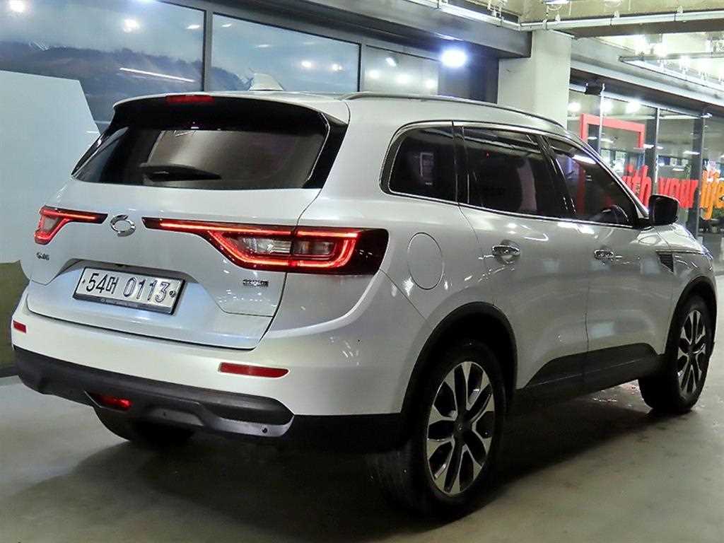 SAMSUNG QM6 - Vista 4