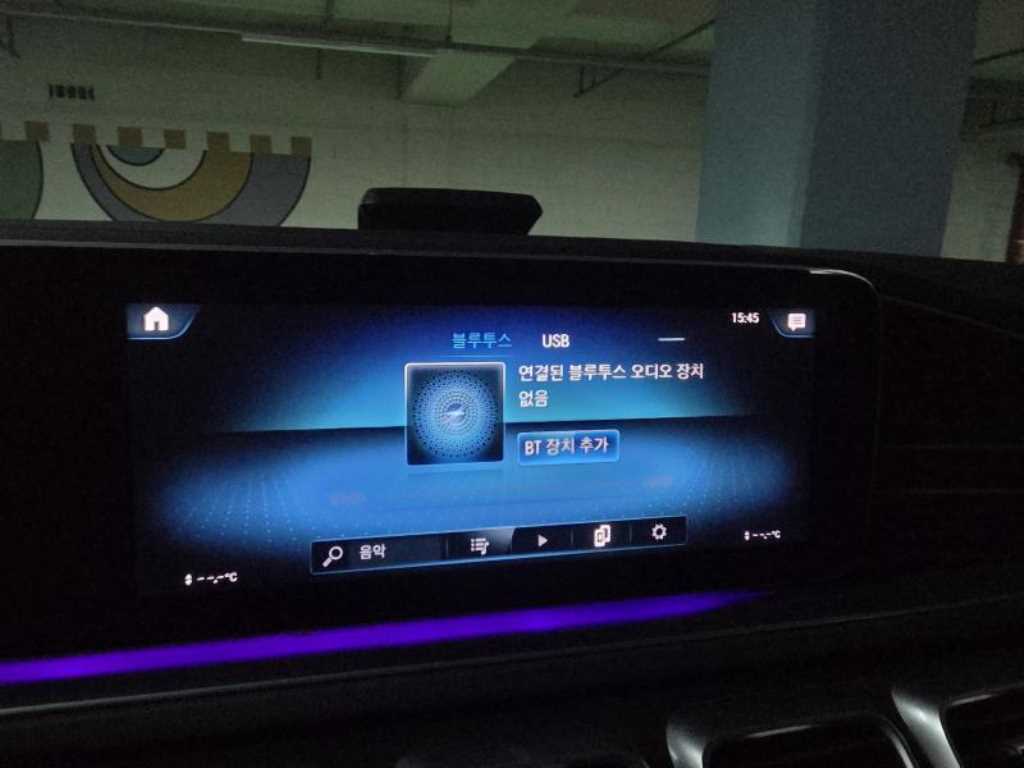 Mercedes Benz GLE Class - Vista 7