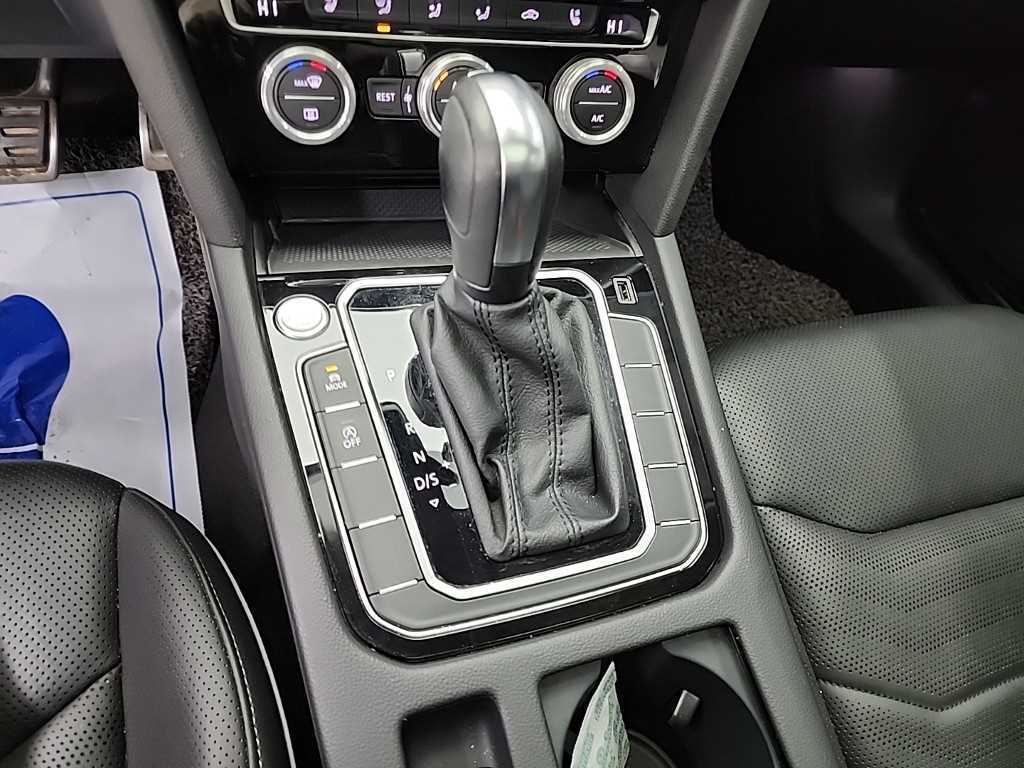 Volkswagen Arteon - Vista 8