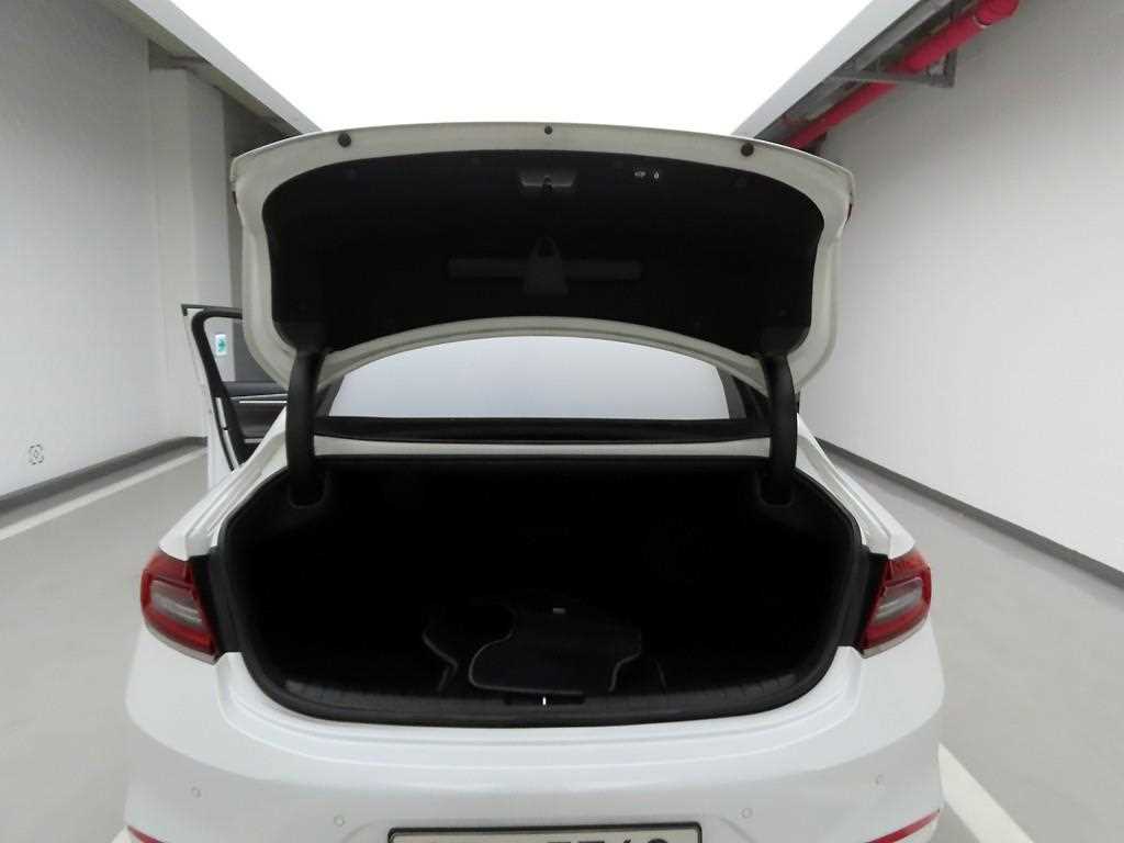 HYUNDAI Grandeur - Vista 5