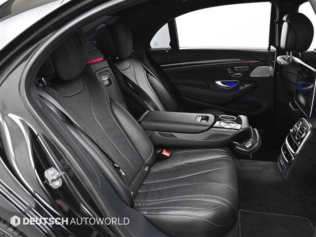 Mercedes Benz S Class - Vista 12