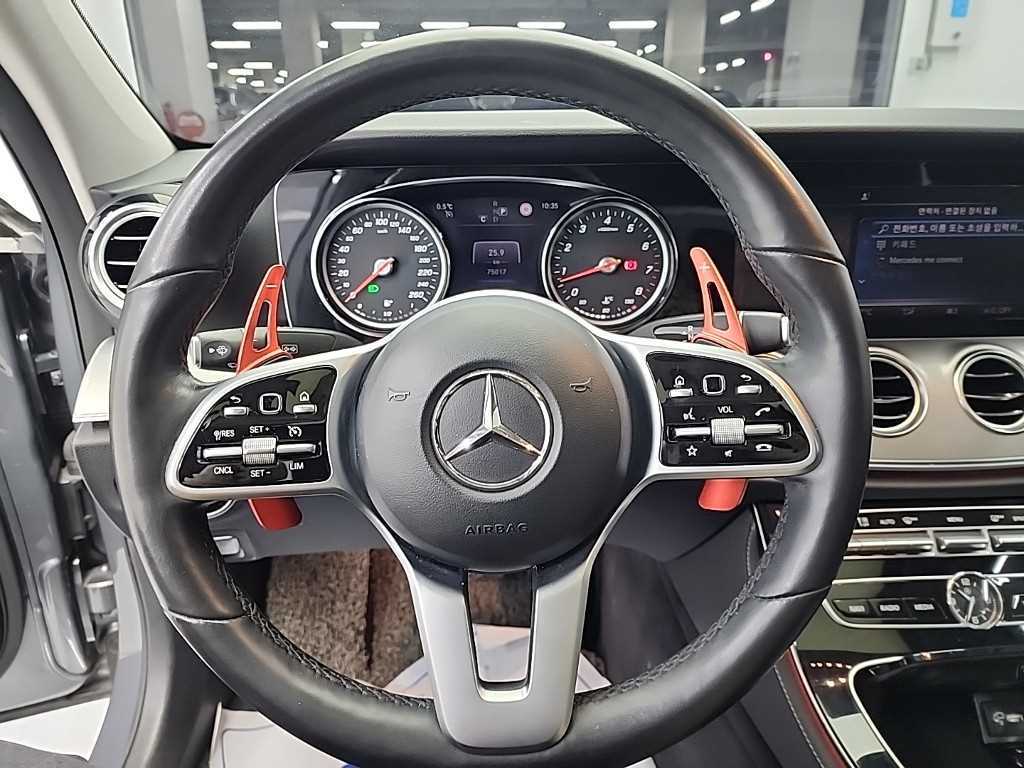 Mercedes Benz E class - Vista 9