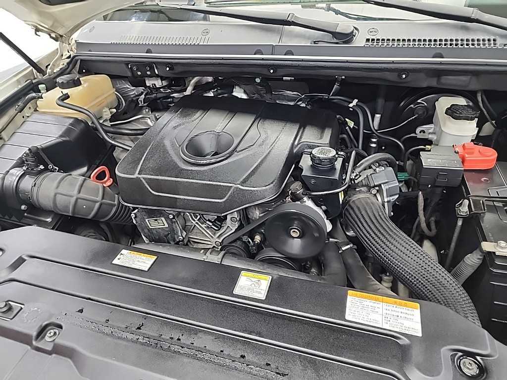 Ssangyong Korando - Vista 5