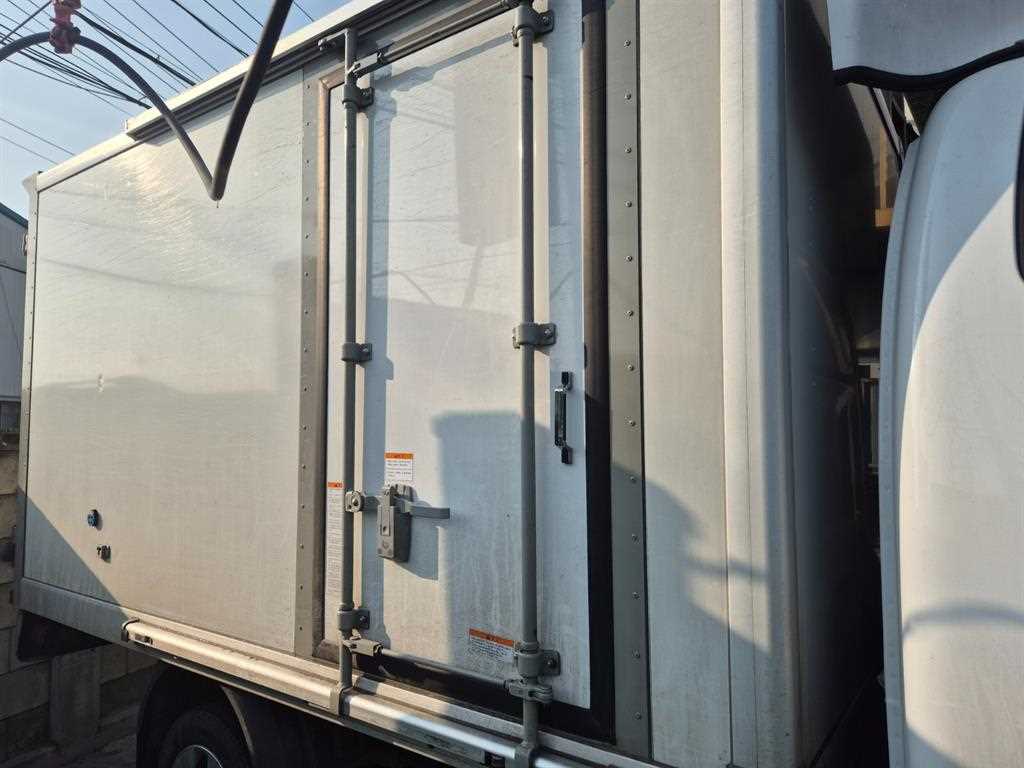 Small Truck tower_built-in tower - Vista 8