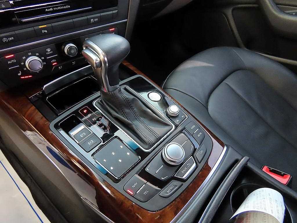 Audi A6 - Vista 10