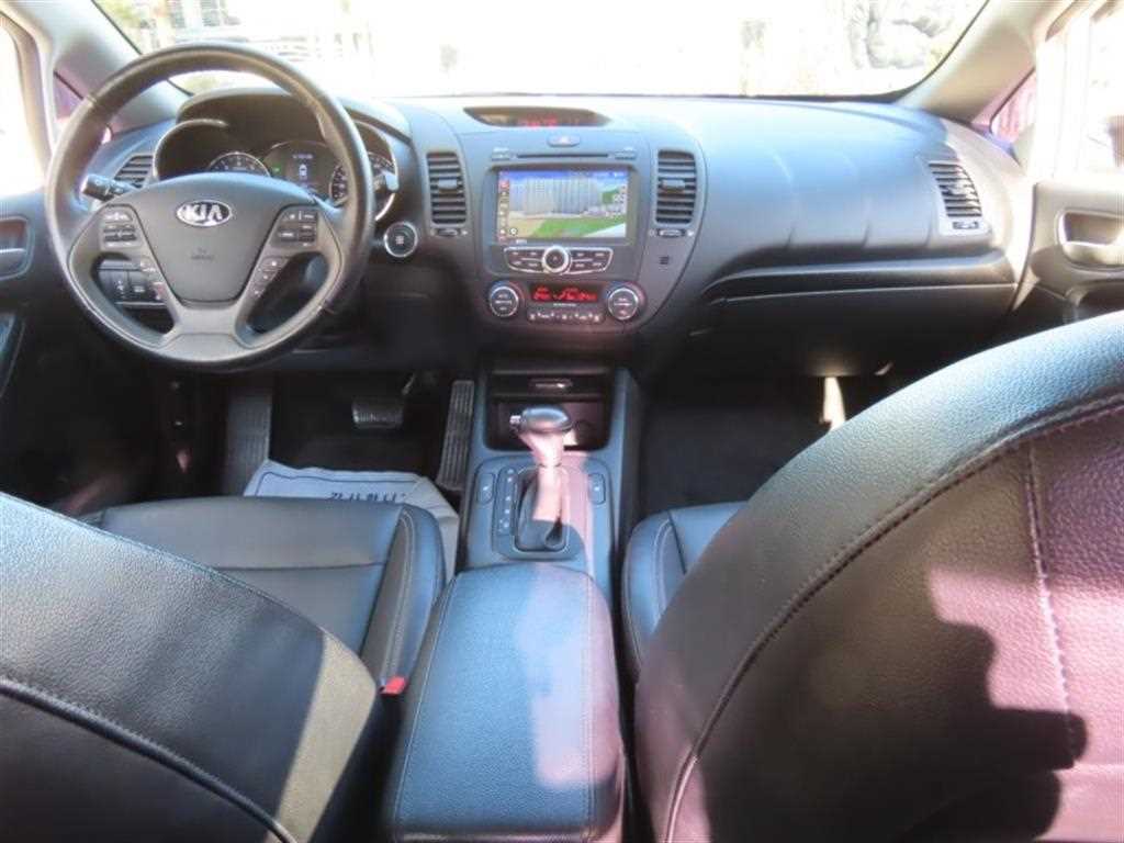 KIA K3 2014 Blanco - Importación desde Corea - HF Imports Iquique - Foto 15