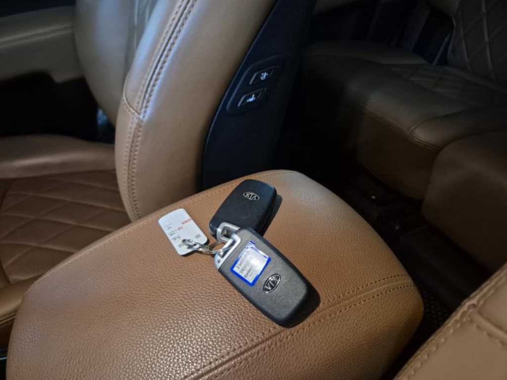 KIA Mohave - Vista 12