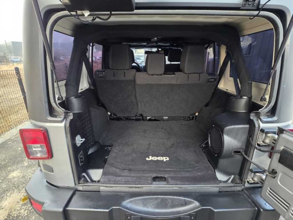 Jeep Wrangler - Vista 4