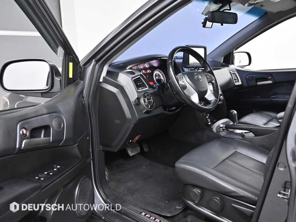 Ssangyong Korando - Vista 11