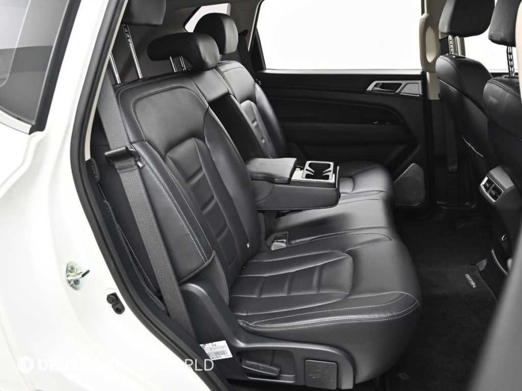 Ssangyong Rexton - Vista 12