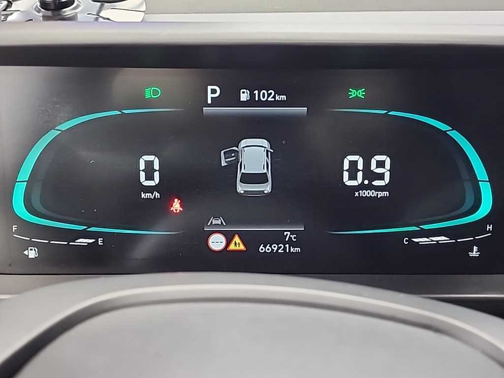 HYUNDAI Casper - Vista 6