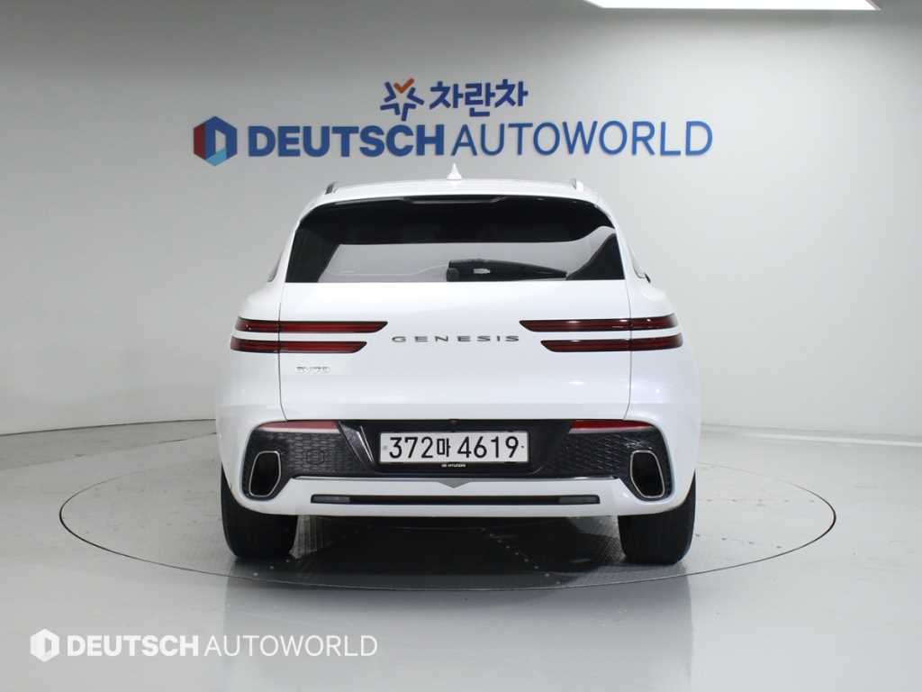 Genesis GV70 - Vista 4