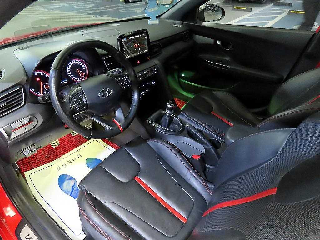 HYUNDAI Veloster - Vista 10