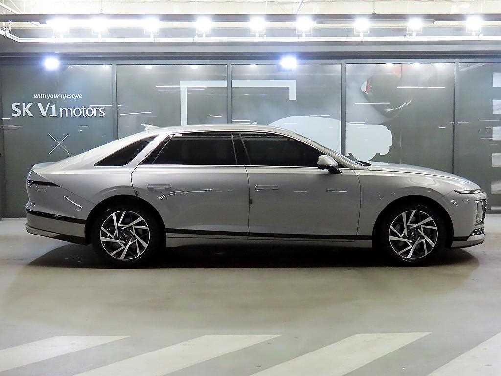 HYUNDAI Grandeur - Vista 3