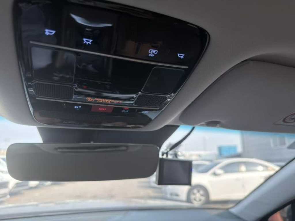 HYUNDAI Grandeur - Vista 8