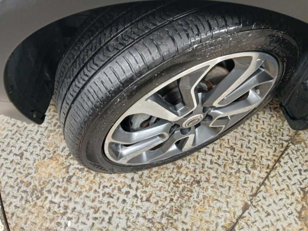 Ssangyong Tivoli 2016 Blanco - Importación desde Corea - HF Imports Iquique - Foto 20