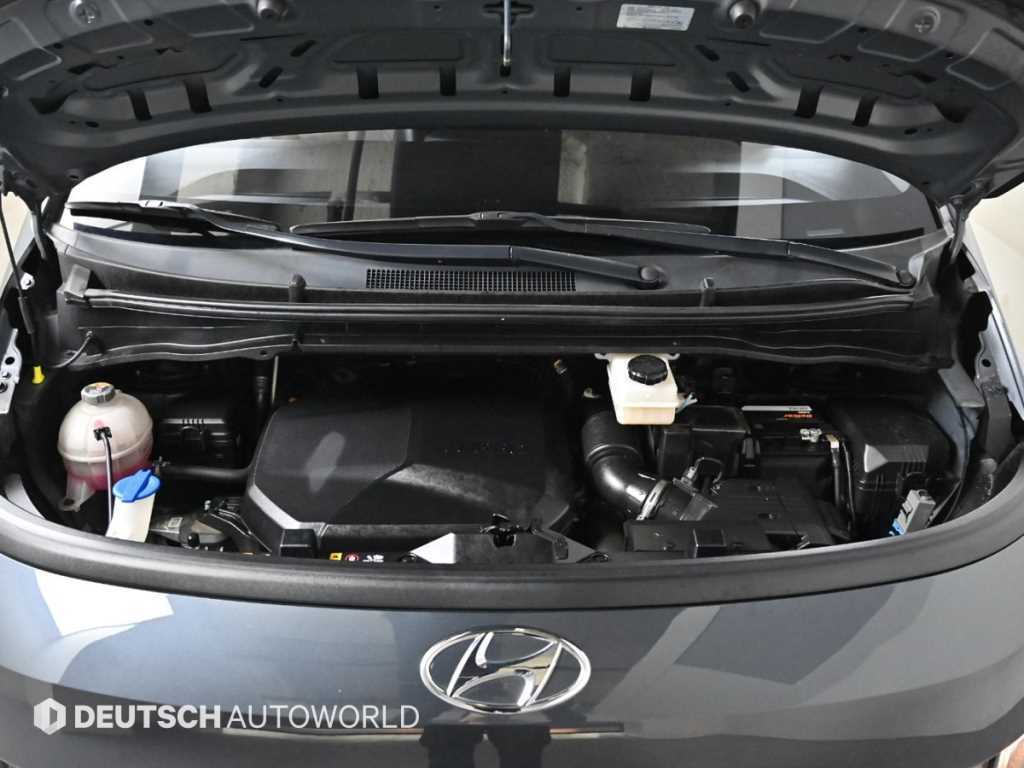 HYUNDAI Staria - Vista 6