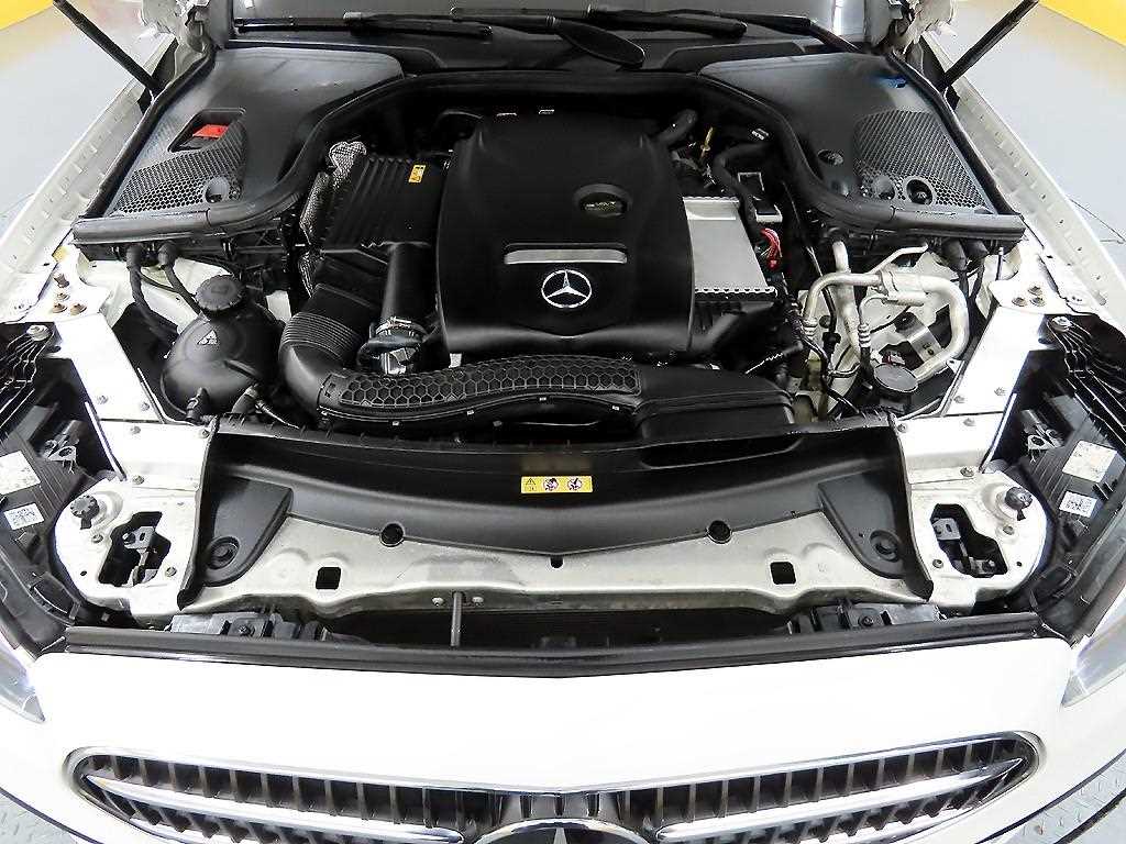 Mercedes Benz E class 2021 Blanco - Importación desde Corea - HF Imports Iquique - Foto 19