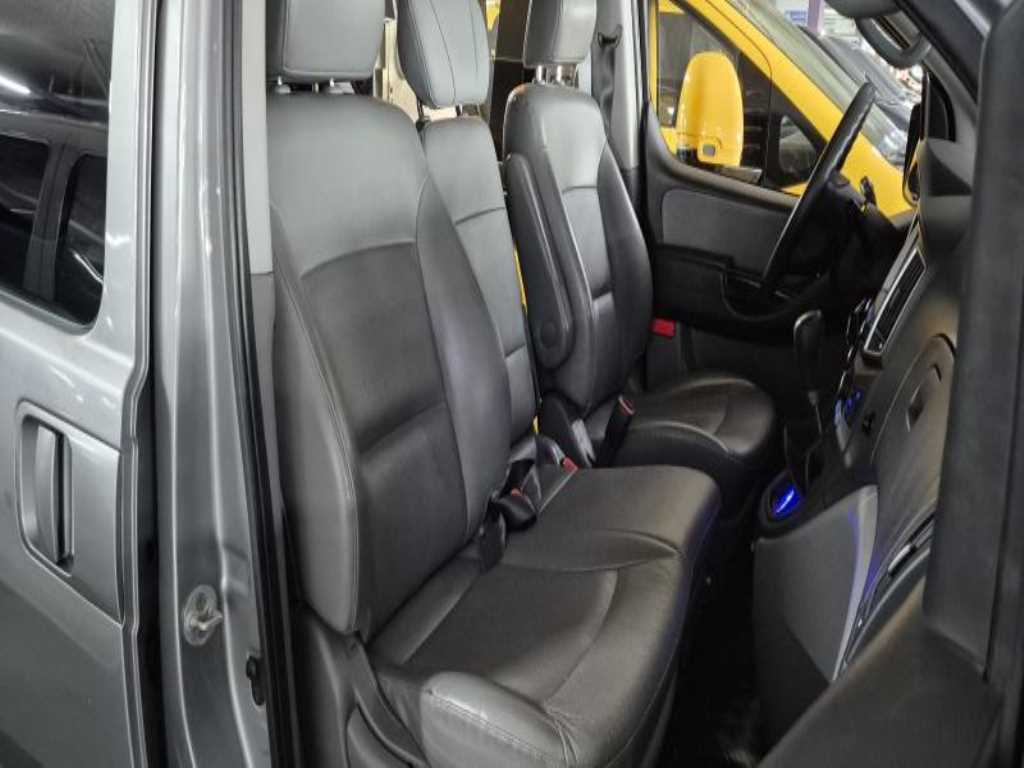 HYUNDAI Starex 2019 - Importación desde Corea - HF Imports Iquique - Foto 16