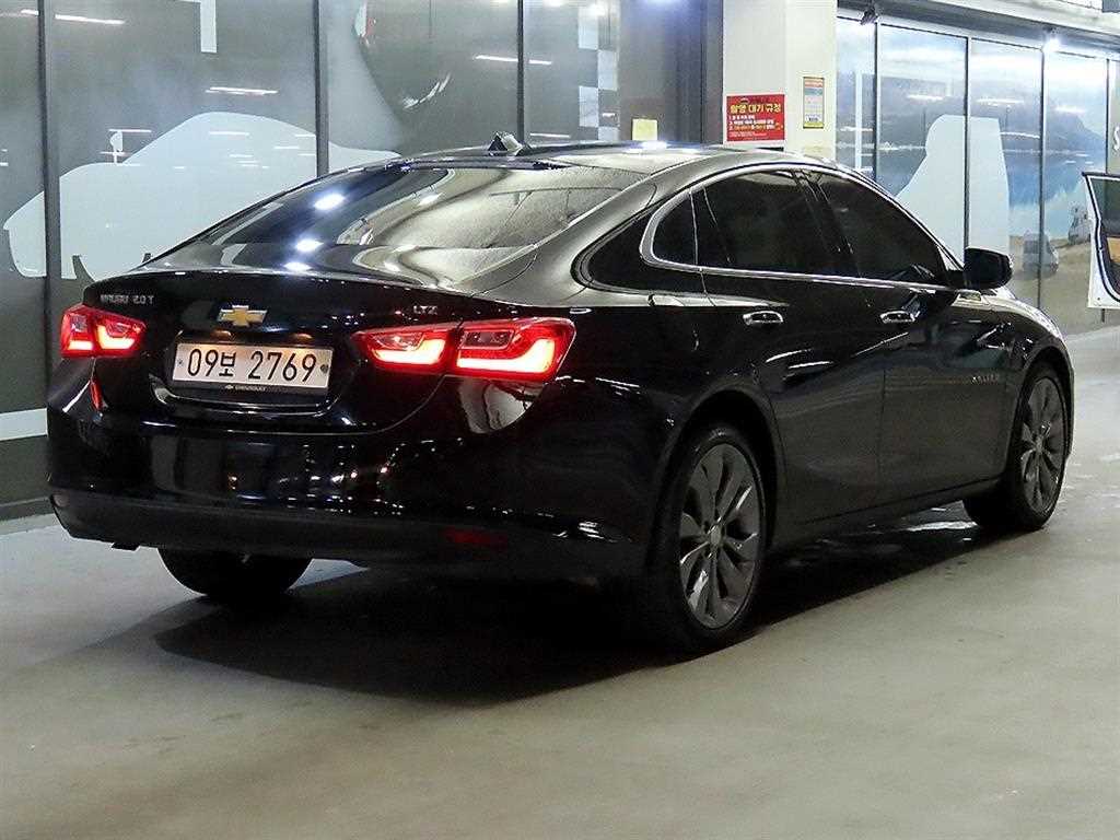 Chevrolet Malibu - Vista 4