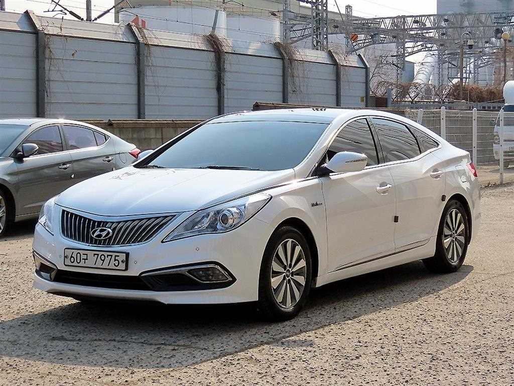 HYUNDAI Grandeur 2015 Blanco - Importación desde Corea - HF Imports Iquique - Foto 1