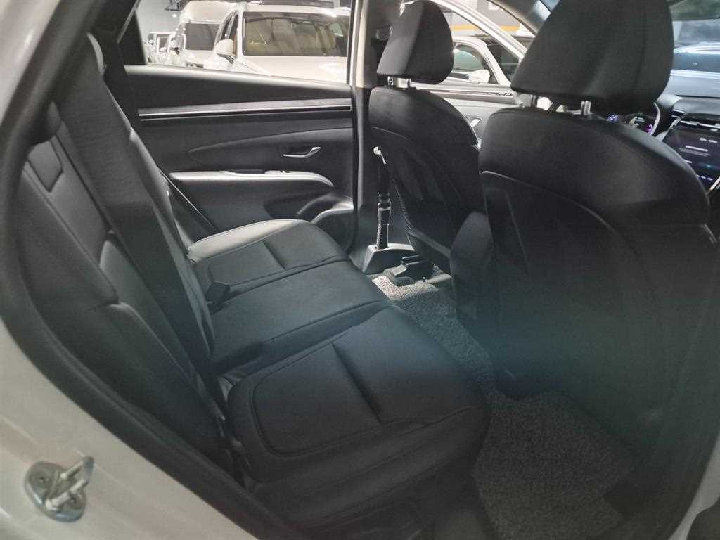 HYUNDAI Tucson - Vista 11