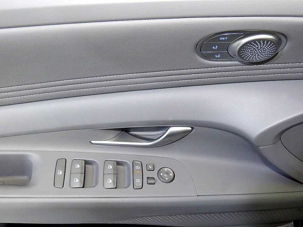 HYUNDAI Avante 2026 Gris - Importación desde Corea - HF Imports Iquique - Foto 13