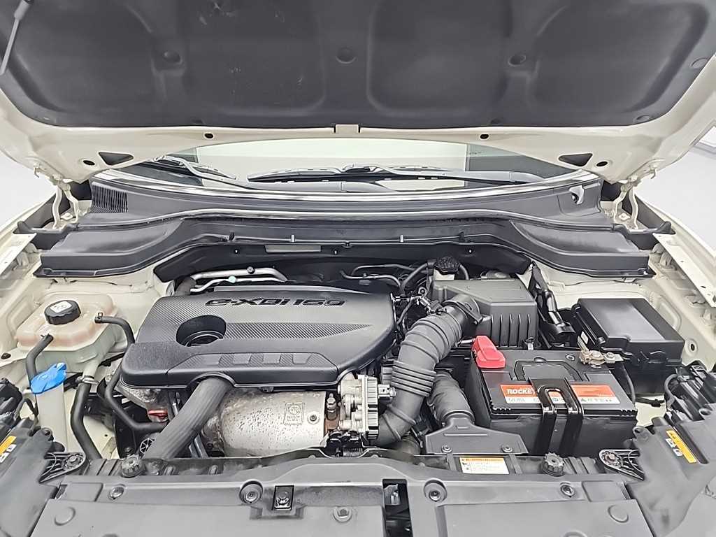 Ssangyong Tivoli - Vista 5