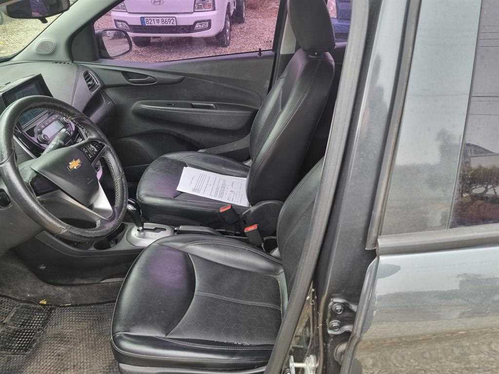 Chevrolet Spark - Vista 7