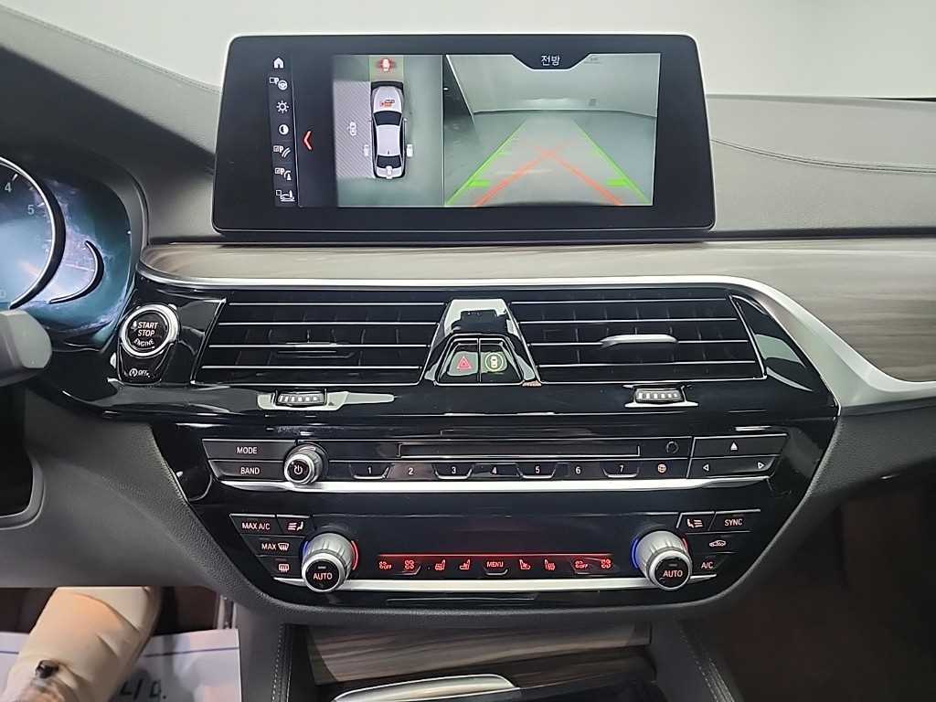 BMW 5 Series - Vista 10