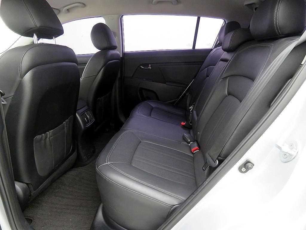 KIA Sportage - Vista 7