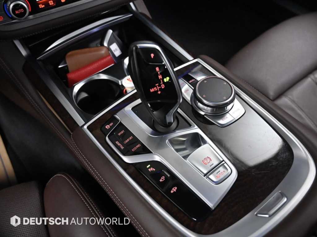 BMW 7 Series - Vista 9