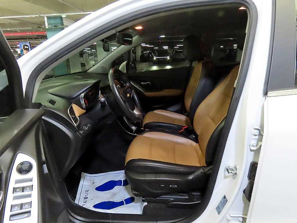 Chevrolet Trax - Vista 6