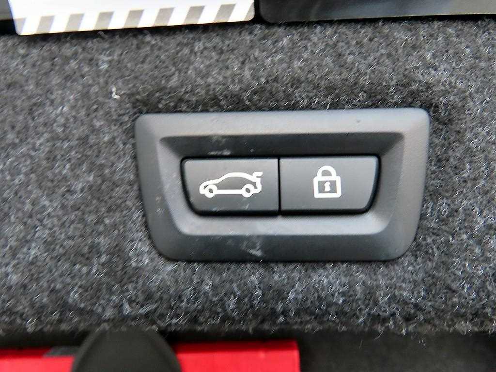 BMW 5 Series 2023 Negro - Importación desde Corea - HF Imports Iquique - Foto 17