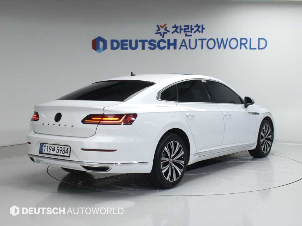 Volkswagen Arteon - Vista 4