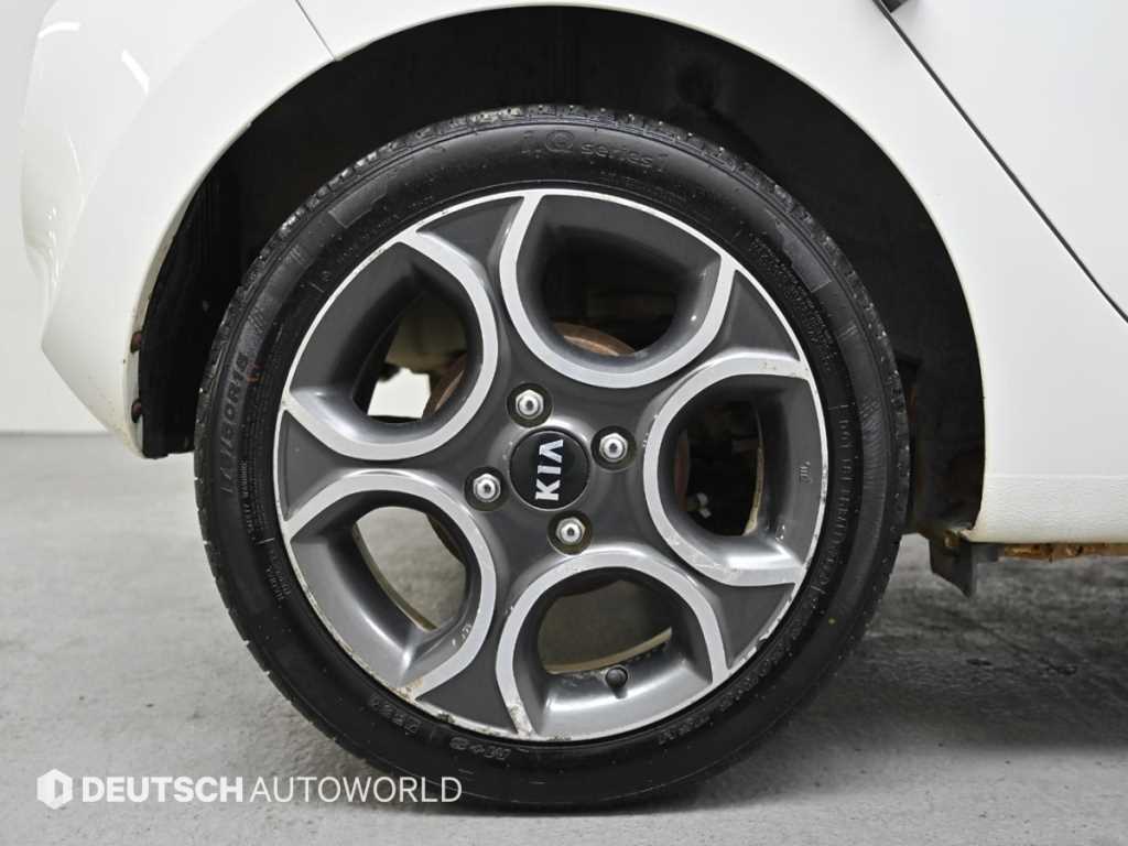 KIA Morning - Vista 5