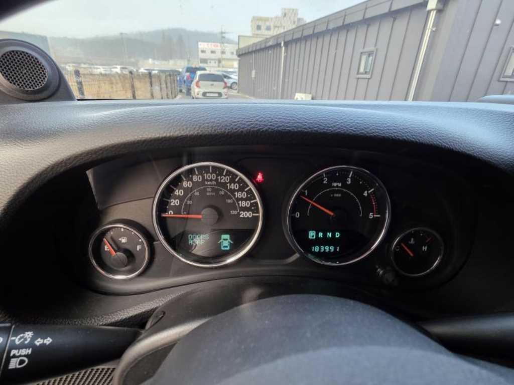 Jeep Wrangler - Vista 12